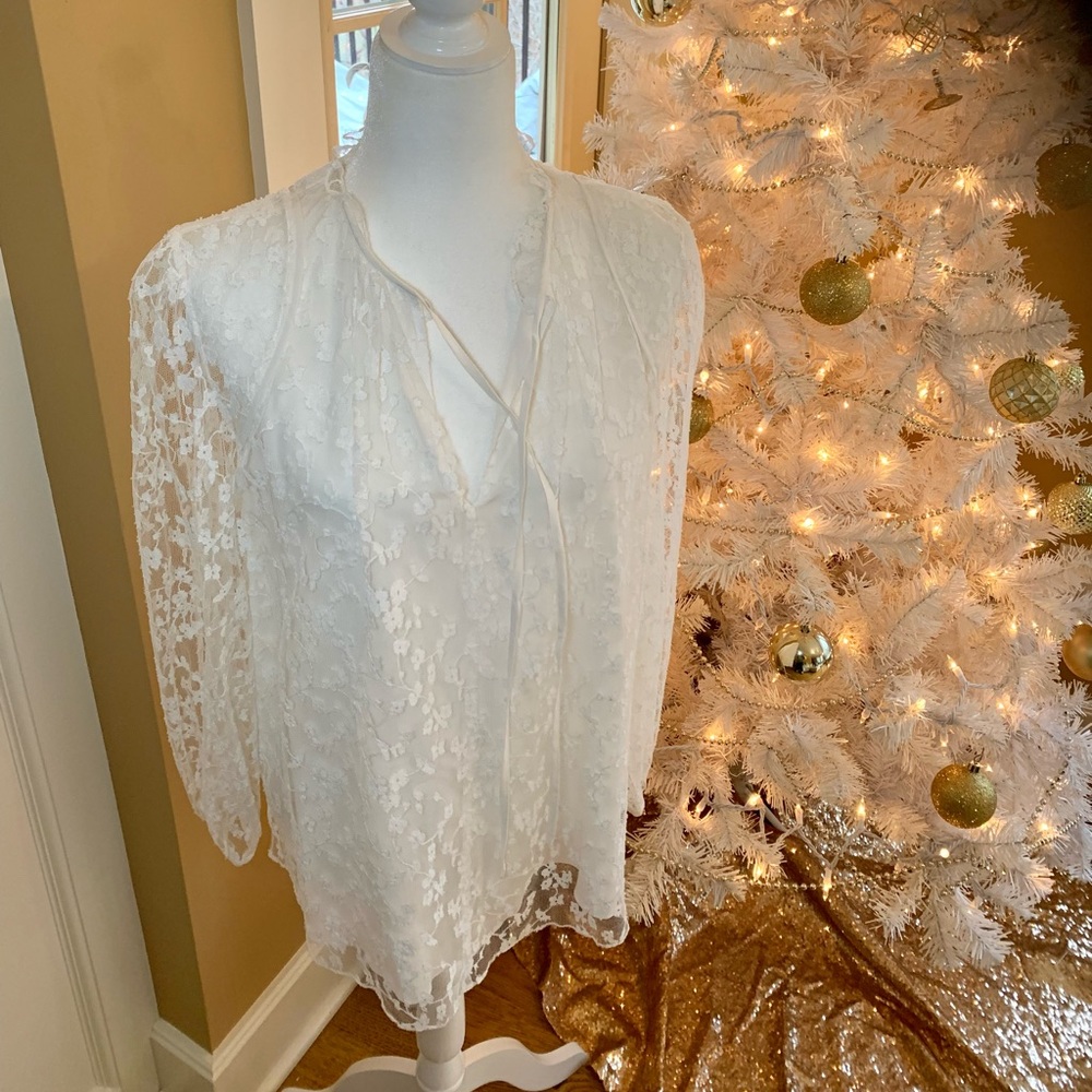 Chloe Blouse NWT - Picture 9 of 16